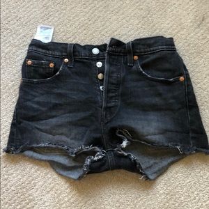 levi’s 501 Black short size 25